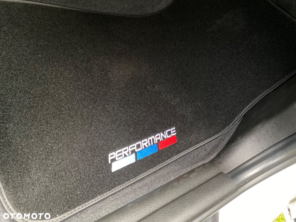 BMW Seria 1 118i - 25