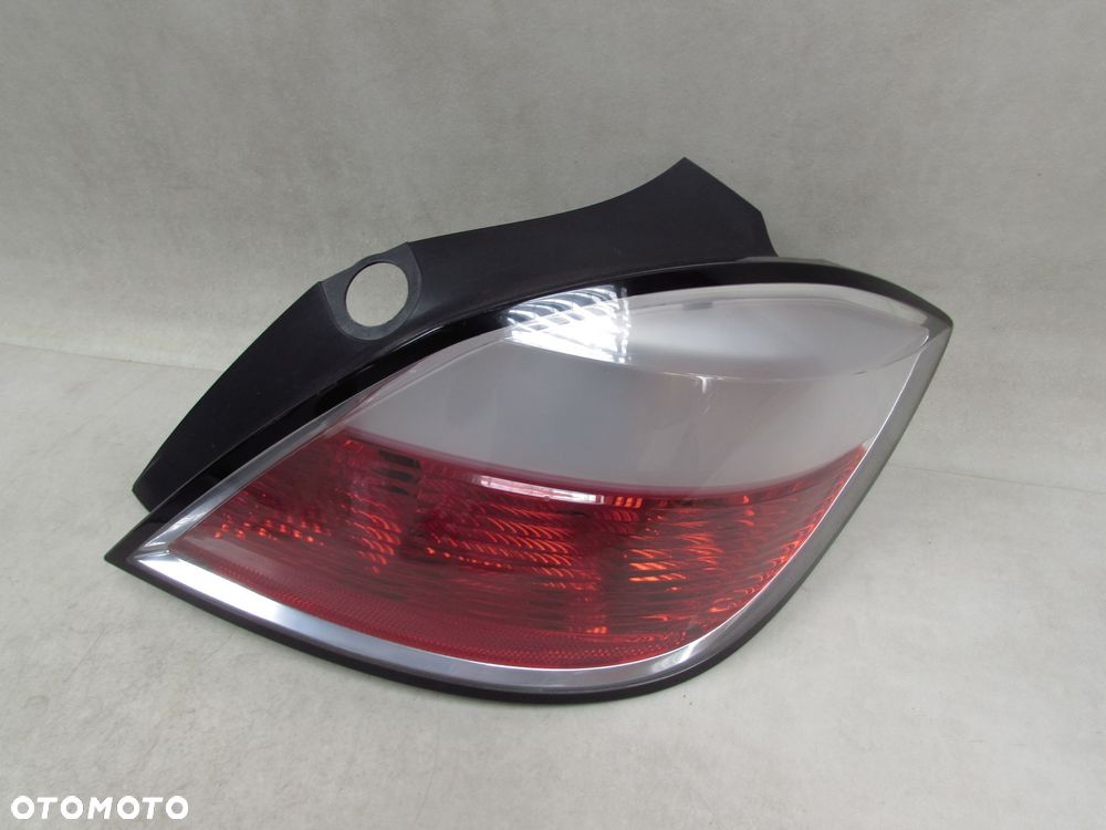 OPEL ASTRA H HB 04-11 LAMPA TYL PRAWA 24451837 - 3
