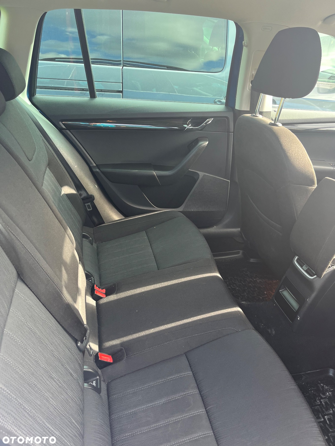 Skoda Octavia 2.0 TDI Style DSG - 4