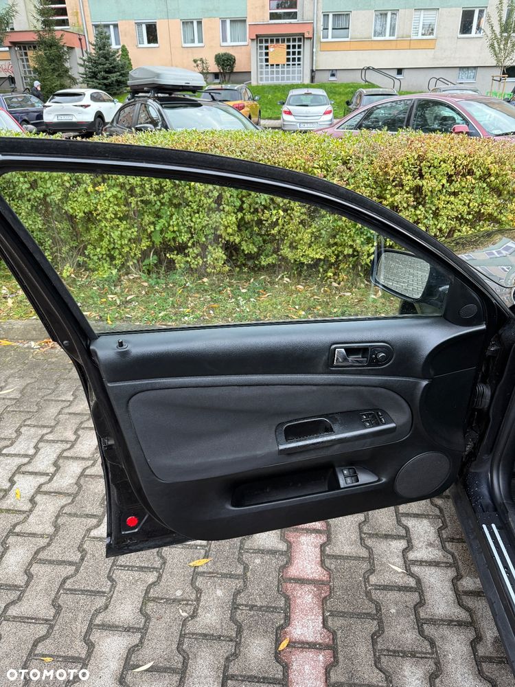 Volkswagen Passat 1.9 TDI Comfortline - 20