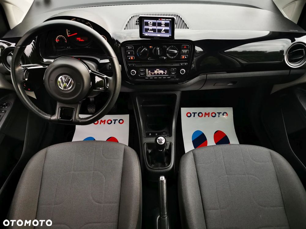 Volkswagen up! high - 17