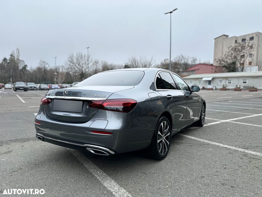 Mercedes-Benz E 300 de 4Matic T 9G-TRONIC - 4