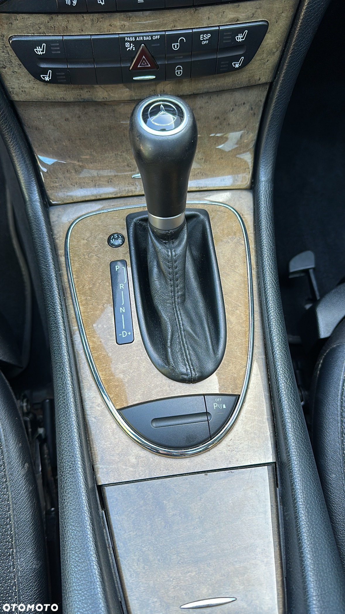 Mercedes-Benz Klasa E 320 CDI T Avantgarde - 13
