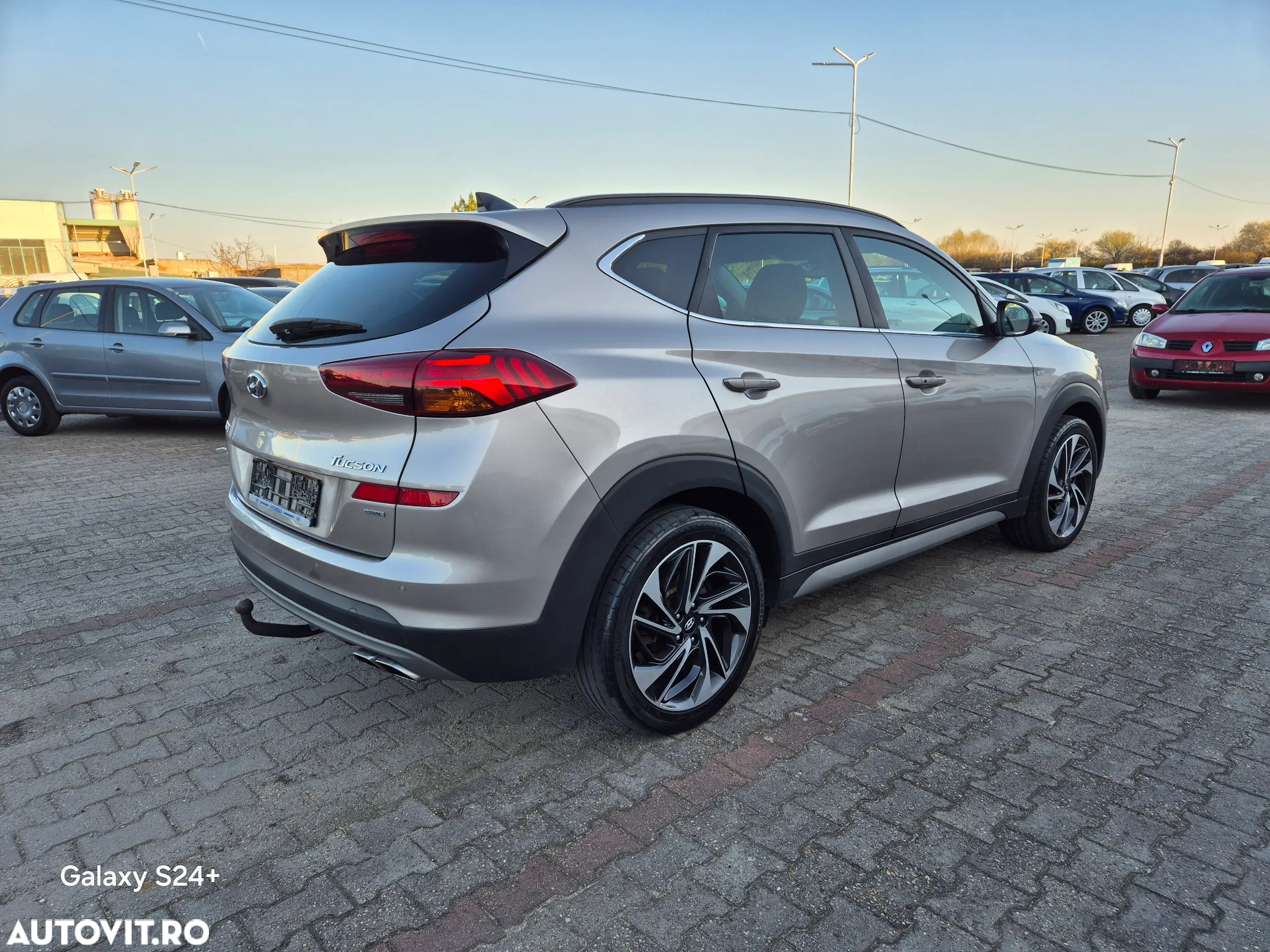 Hyundai Tucson 2.0 CRDI 4WD 6AT Premium+ - 4