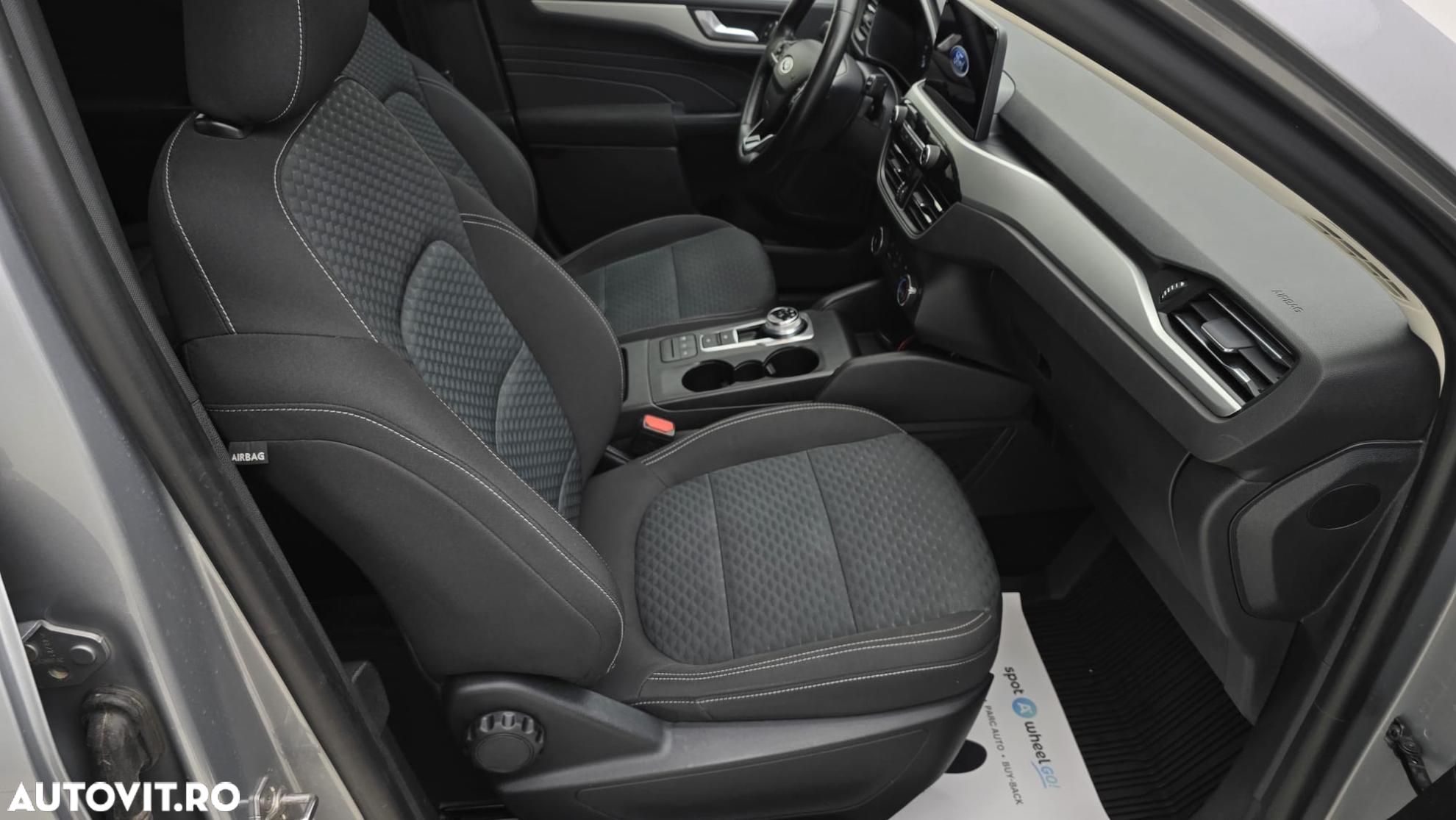 Ford Kuga 1.5 EcoBlue A8 FWD Trend - 18