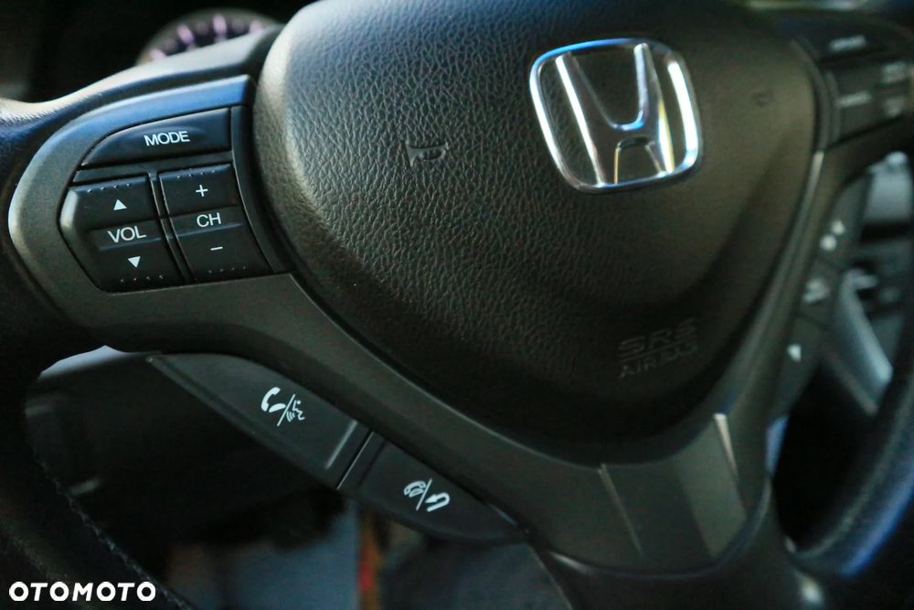 Honda Accord 2.0 Elegance - 27