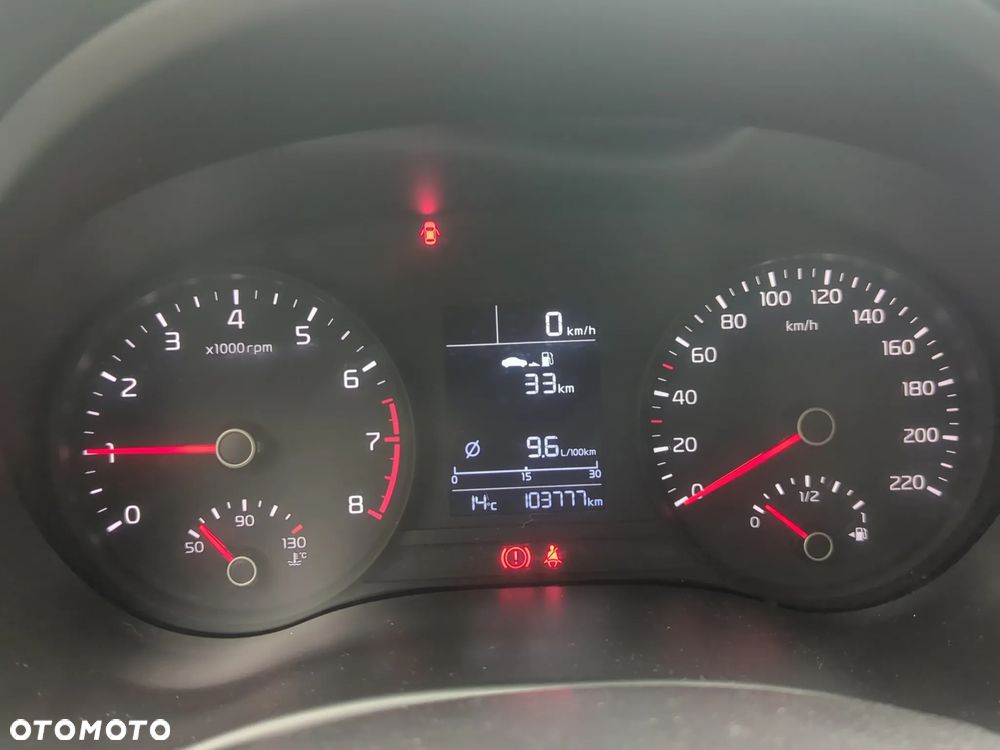 Kia Stonic - 19