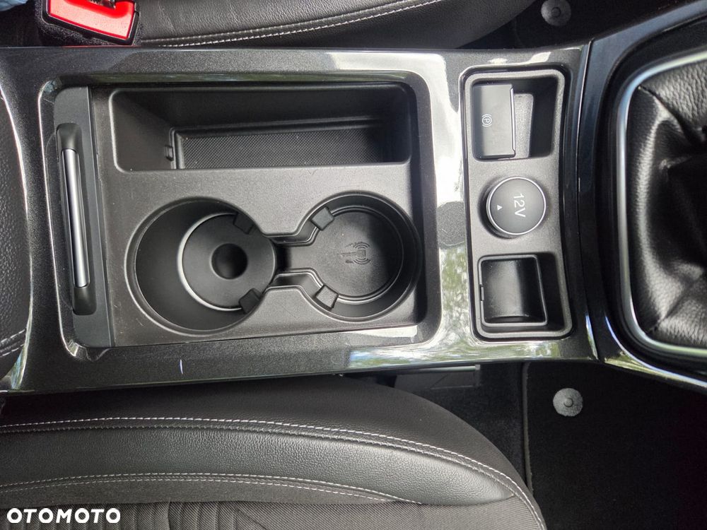 Ford Kuga 1.5 EcoBoost 2x4 Business Edition - 25