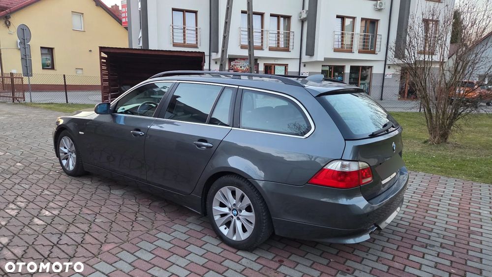 BMW Seria 5 - 12