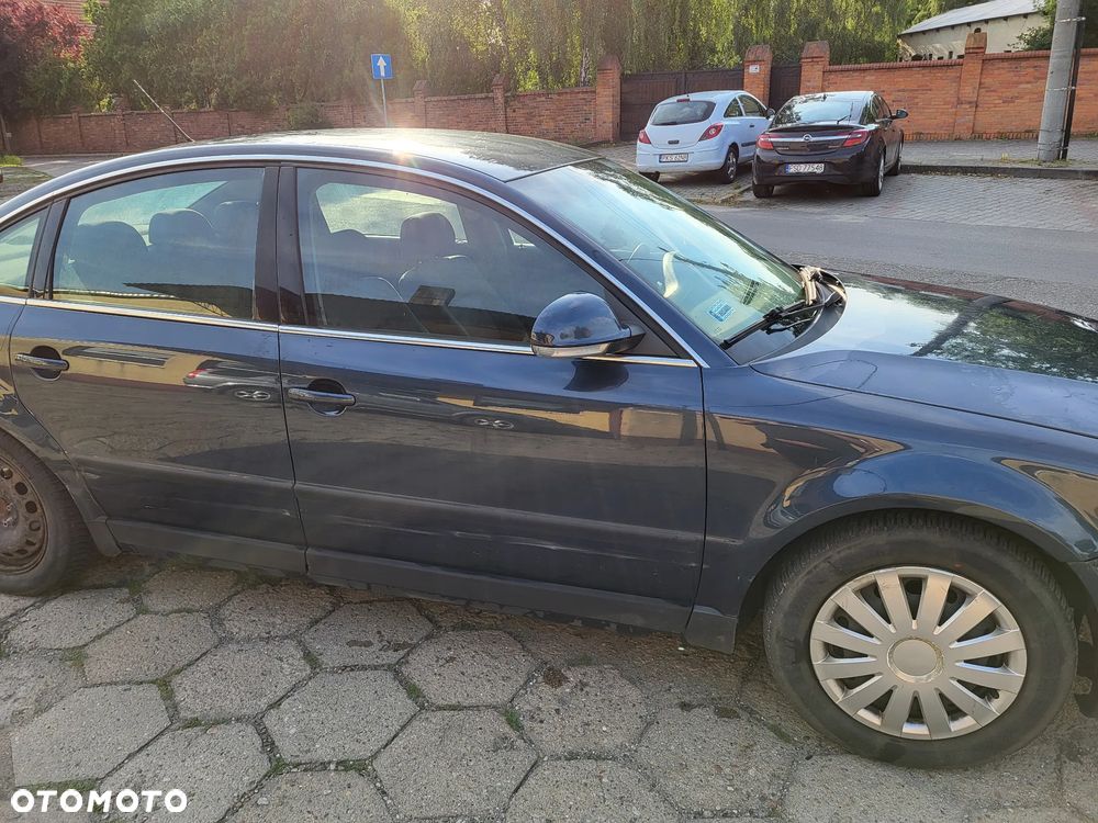 Volkswagen Passat 1.9 TDI Comfortline - 3