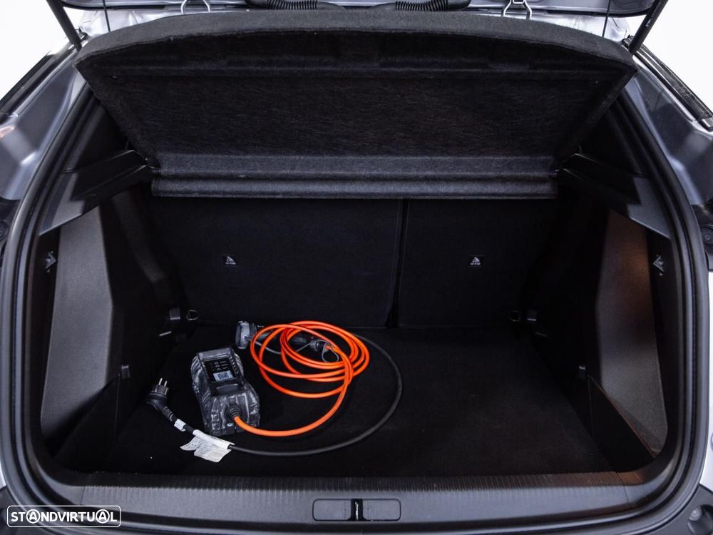 Peugeot e-2008 50 kWh Active - 12