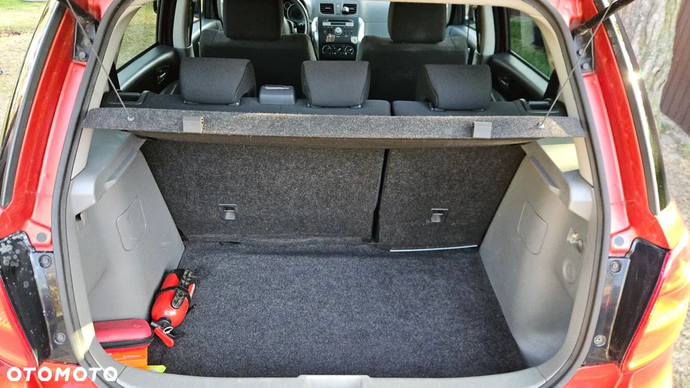 Suzuki SX4 1.6 Comfort - 5