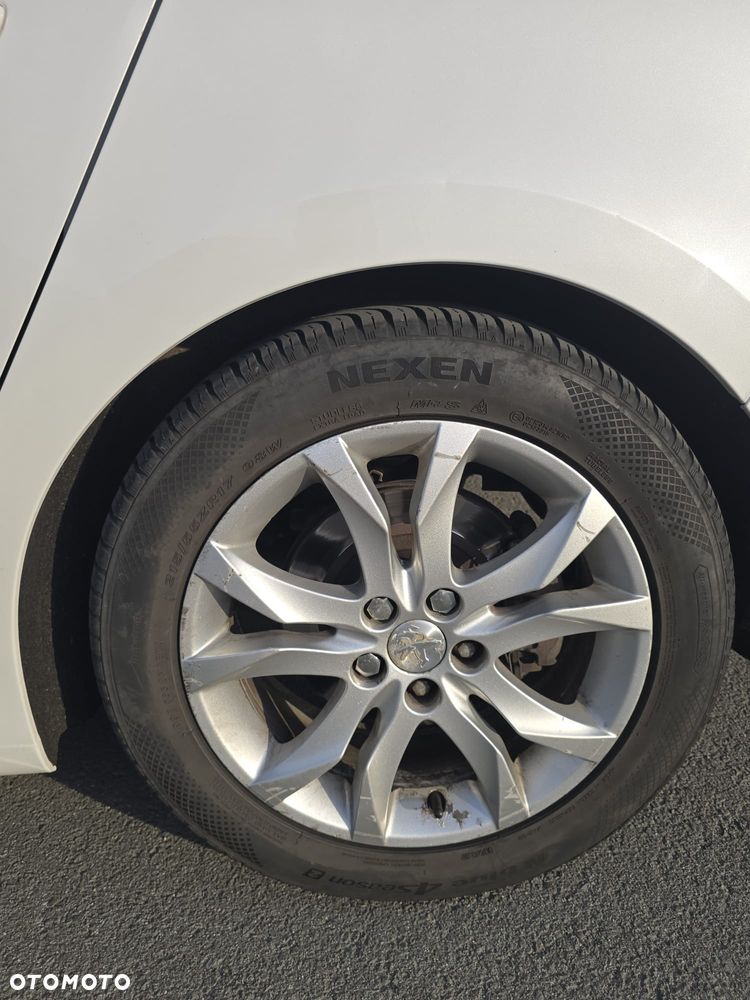 Peugeot 508 HDi FAP 165 Allure - 11