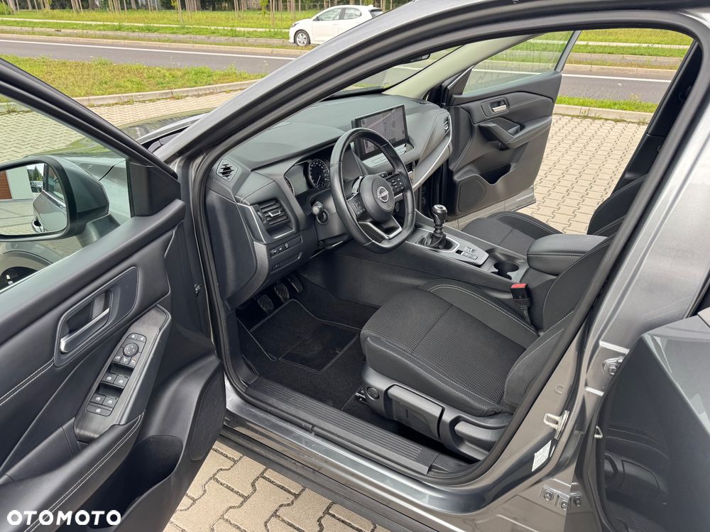 Nissan Qashqai 1.3 DIG-T MHEV N-Connecta - 25