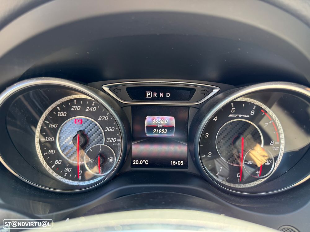 Mercedes-Benz A 45 AMG 4-Matic - 14