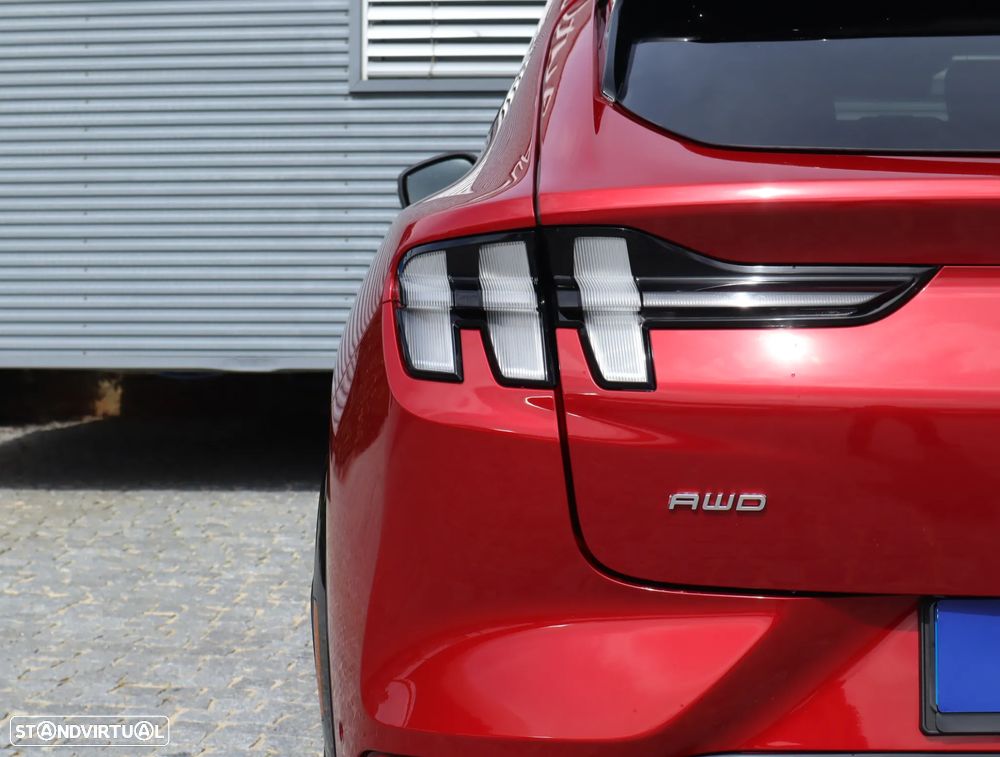 Ford Mustang Mach-E AWD PREMIUM - 16