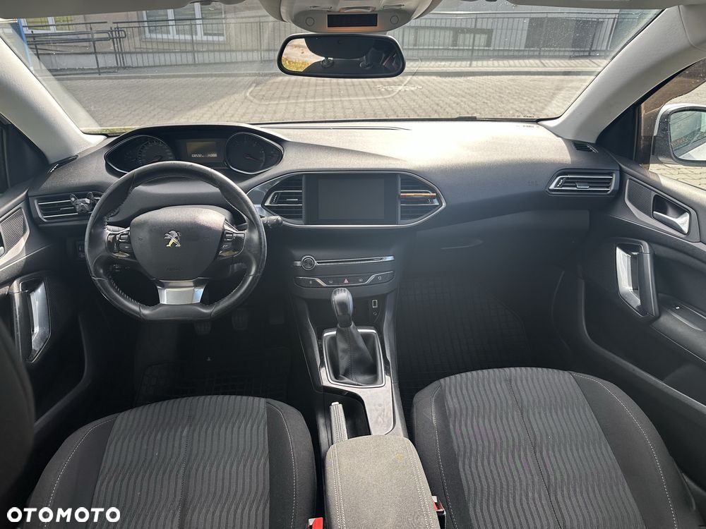 Peugeot 308 - 5