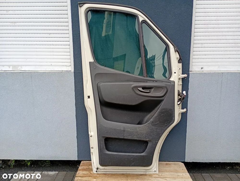 drzwi przednie lewe przód kompletne mercedes sprinter w907 910 2018-2025r - 9
