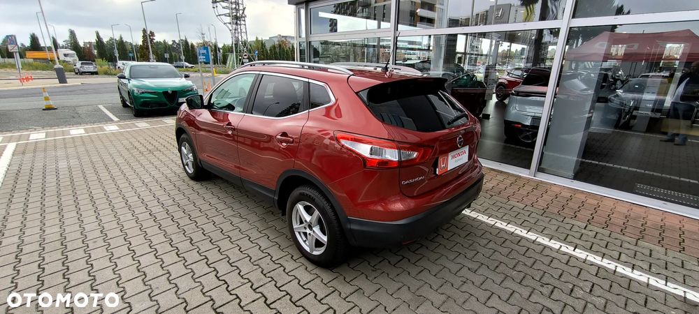 Nissan Qashqai 1.6 DIG-T Tekna+ - 4