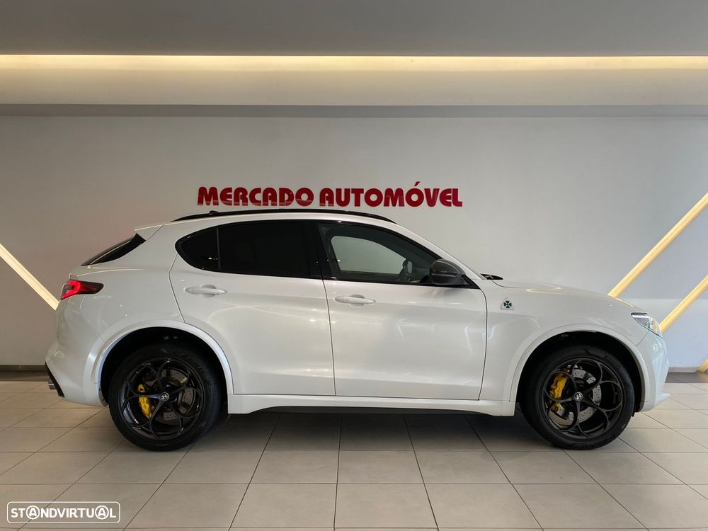 Alfa Romeo Stelvio 2.9 T Quadrifoglio AT8 Q4 - 4