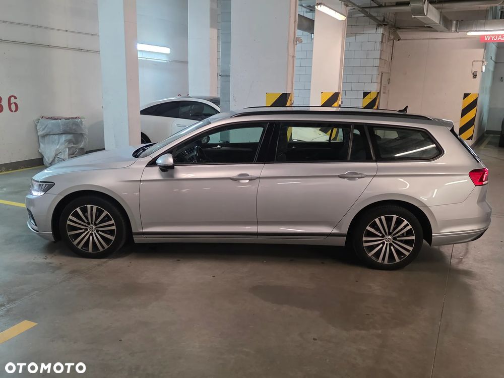 Volkswagen Passat 2.0 TDI (BlueMotion Technology) DSG Comfortline - 12
