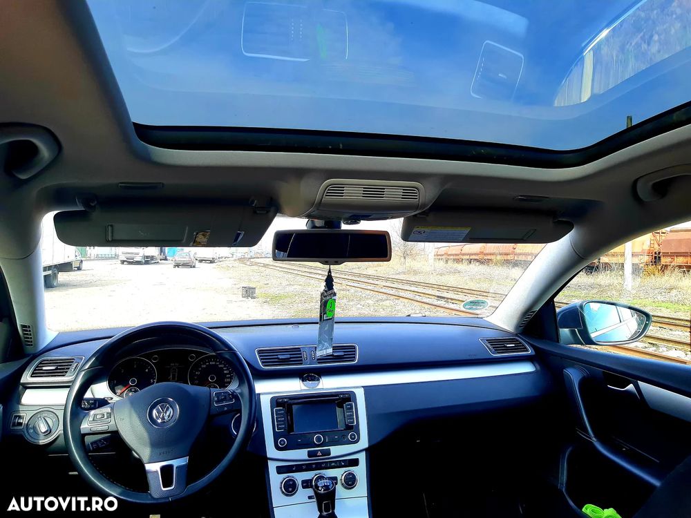 Volkswagen Passat 2.0 TDI BlueMotion Technology Comfortline - 5