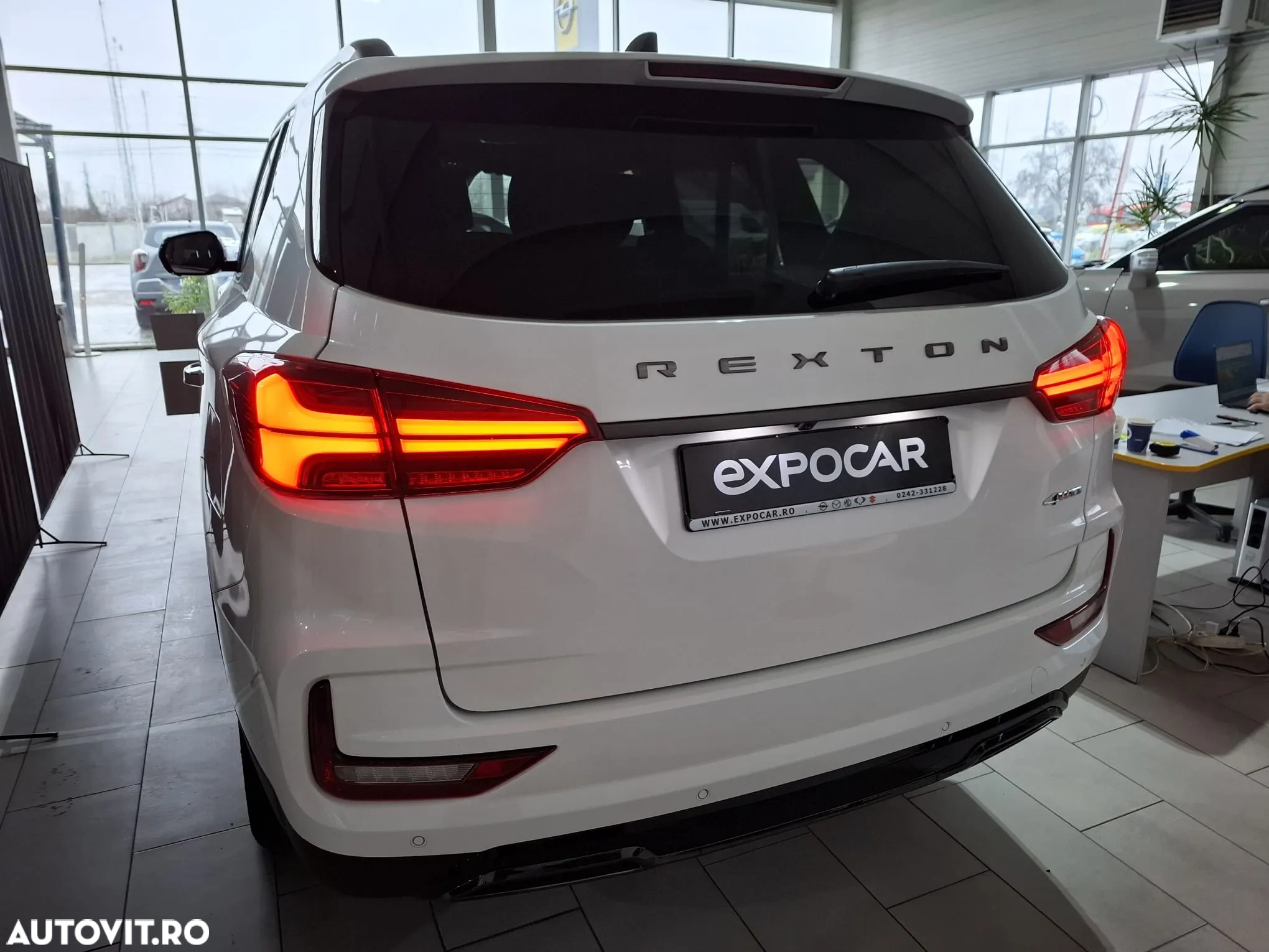 SsangYong REXTON G4 2.2 e-XDI 4WD Black Edition - 6
