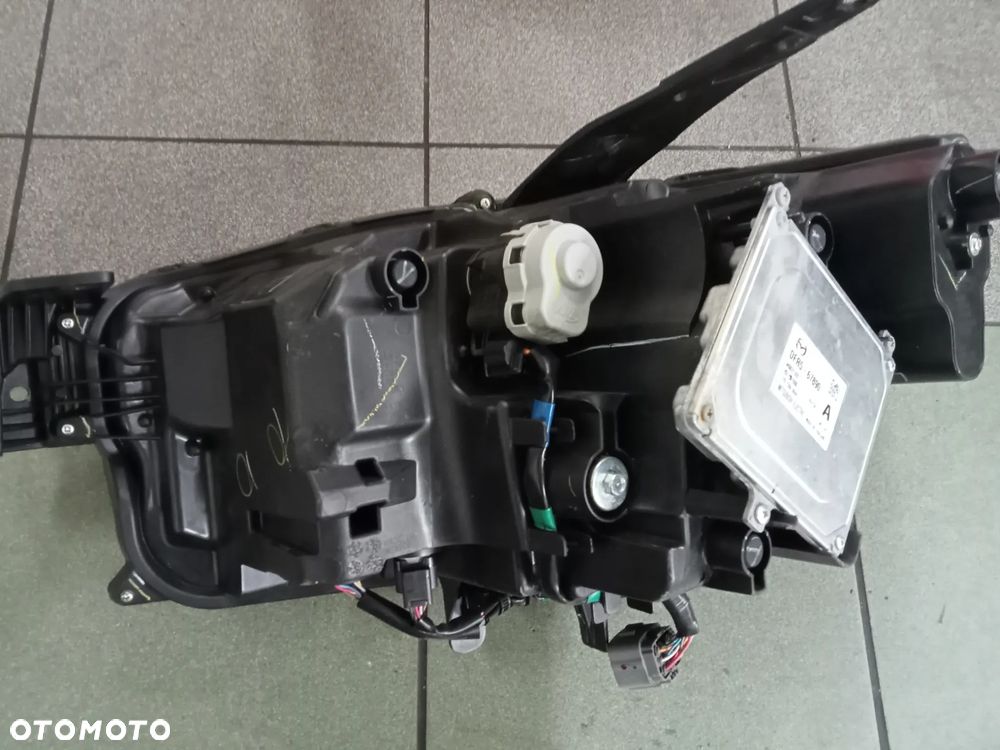 lampa prawa przód mazda cx30 dgj151030 - 5