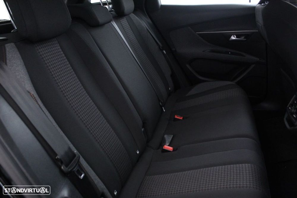 Peugeot 3008 1.2 PureTech Active Pack - 15