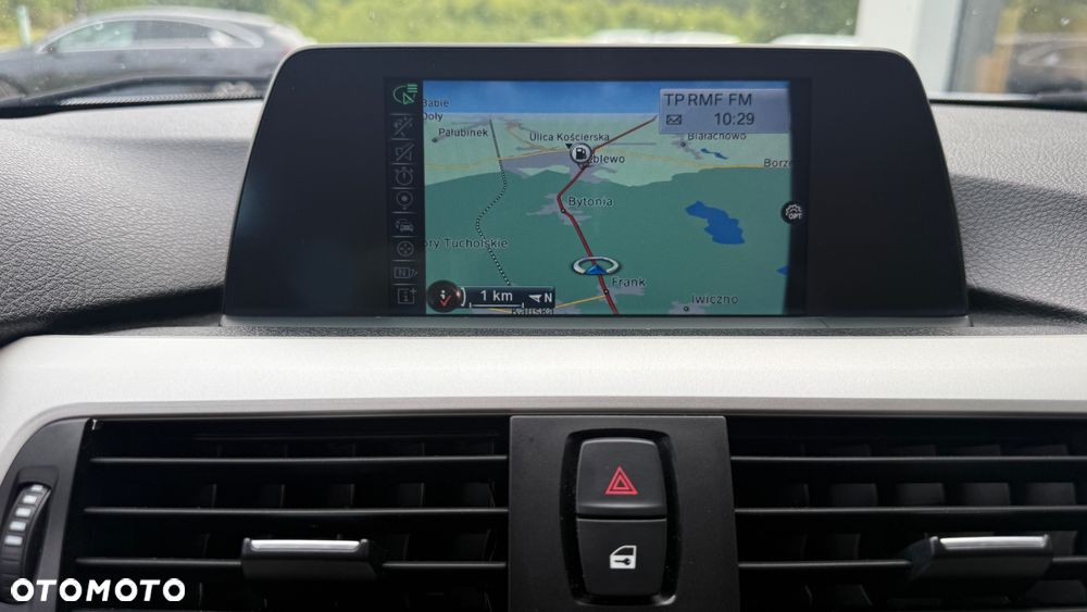 BMW Seria 3 318d Sport Line - 27
