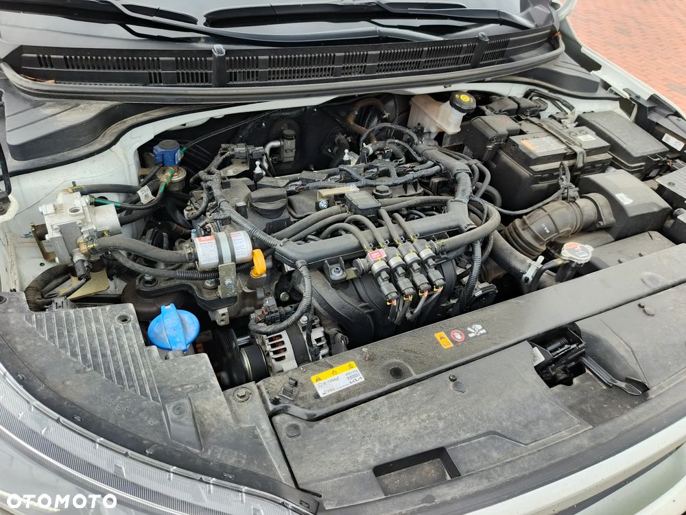 Kia Stonic - 5