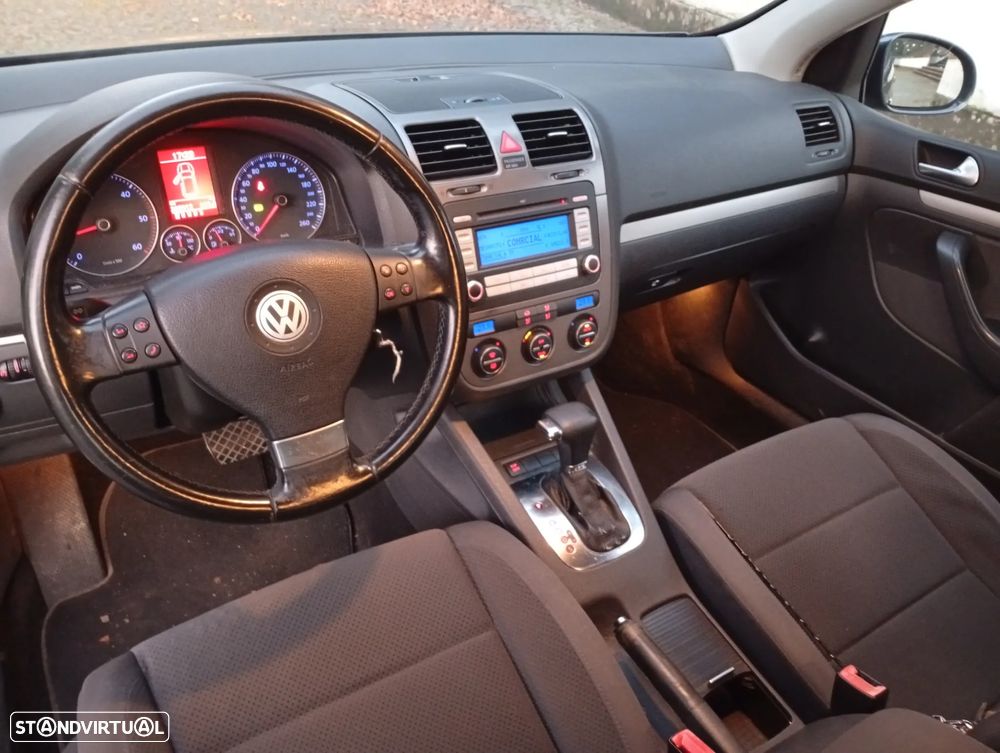 VW Golf 1.9 TDi Confortline DSG 7V - 10