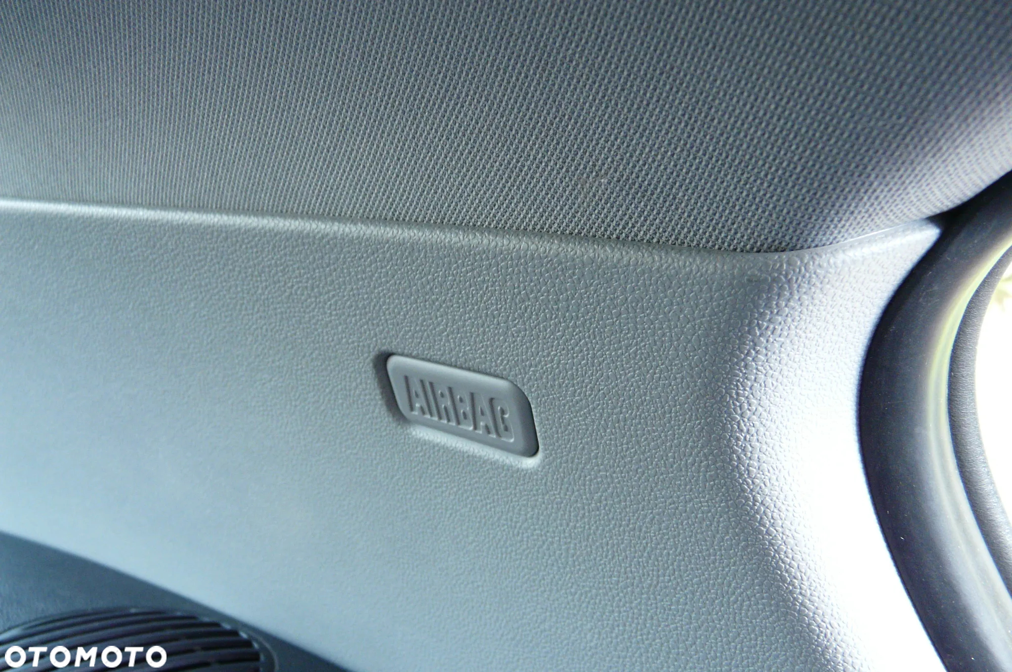 BMW Seria 1 116i - 25