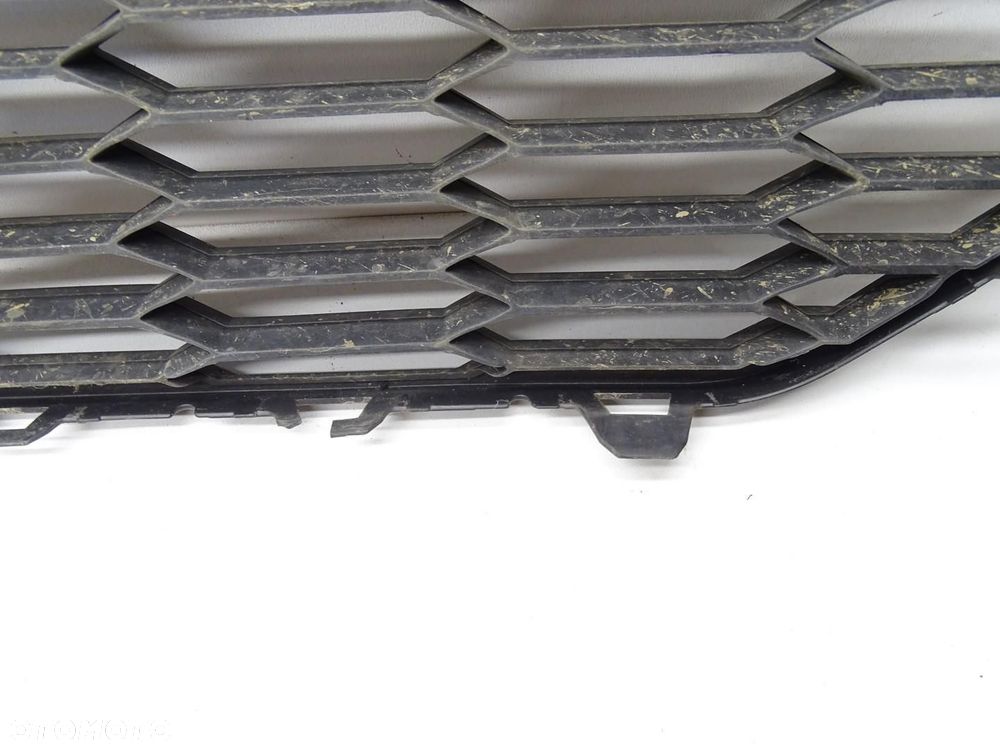 ATRAPA ŚRODKOWA ZDERZAKA PRZÓD PRZEDNIA 5F0853667K SEAT LEON III 5F LIFT - 6