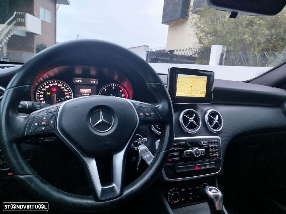 Mercedes-Benz A 180 - 16