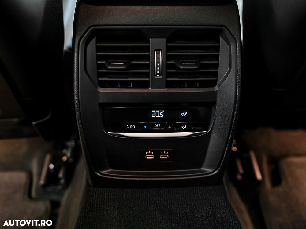 BMW Seria 3 318i Aut. M Sport - 31