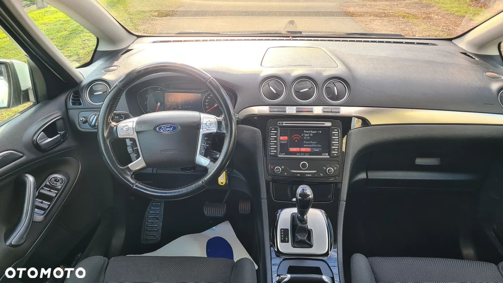 Ford S-Max 2.2 TDCi DPF Titanium - 17