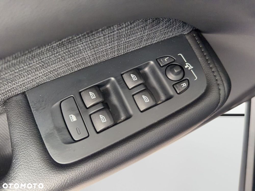 Volvo XC 60 - 12