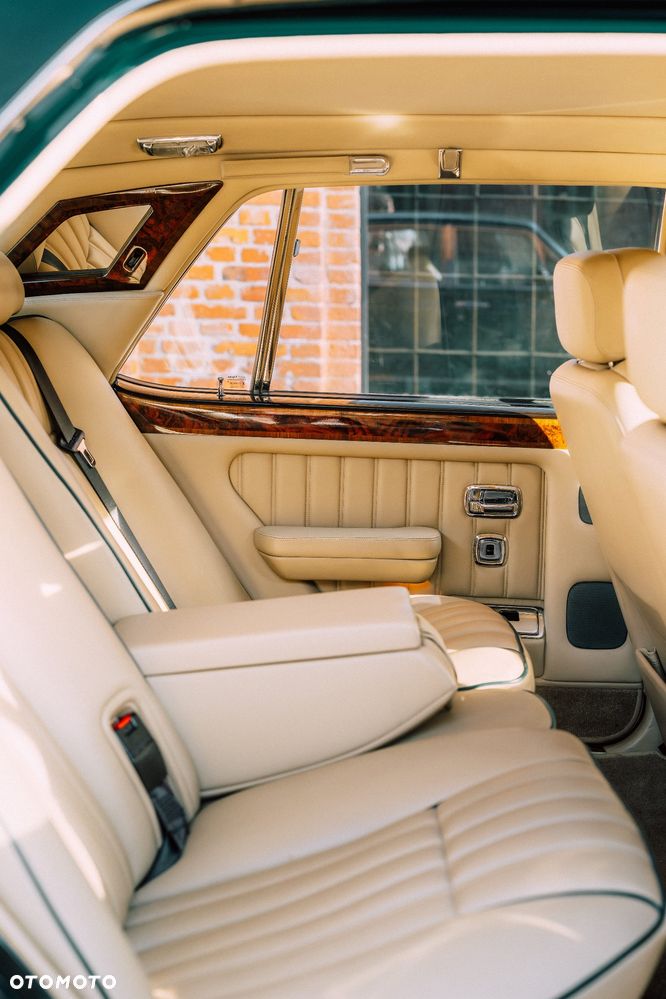 Bentley Brooklands - 23