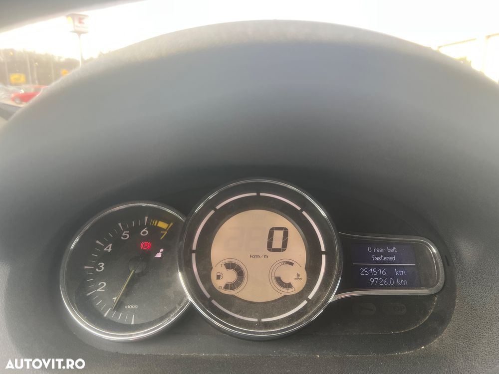 Renault Megane 1.4 TCe Color Edition - 5