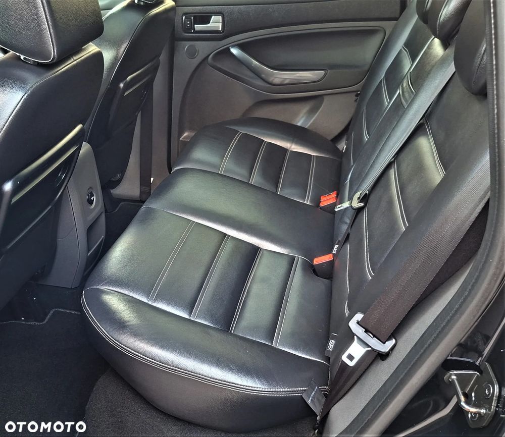 Ford Kuga 2.0 TDCi 4x4 Titanium - 18