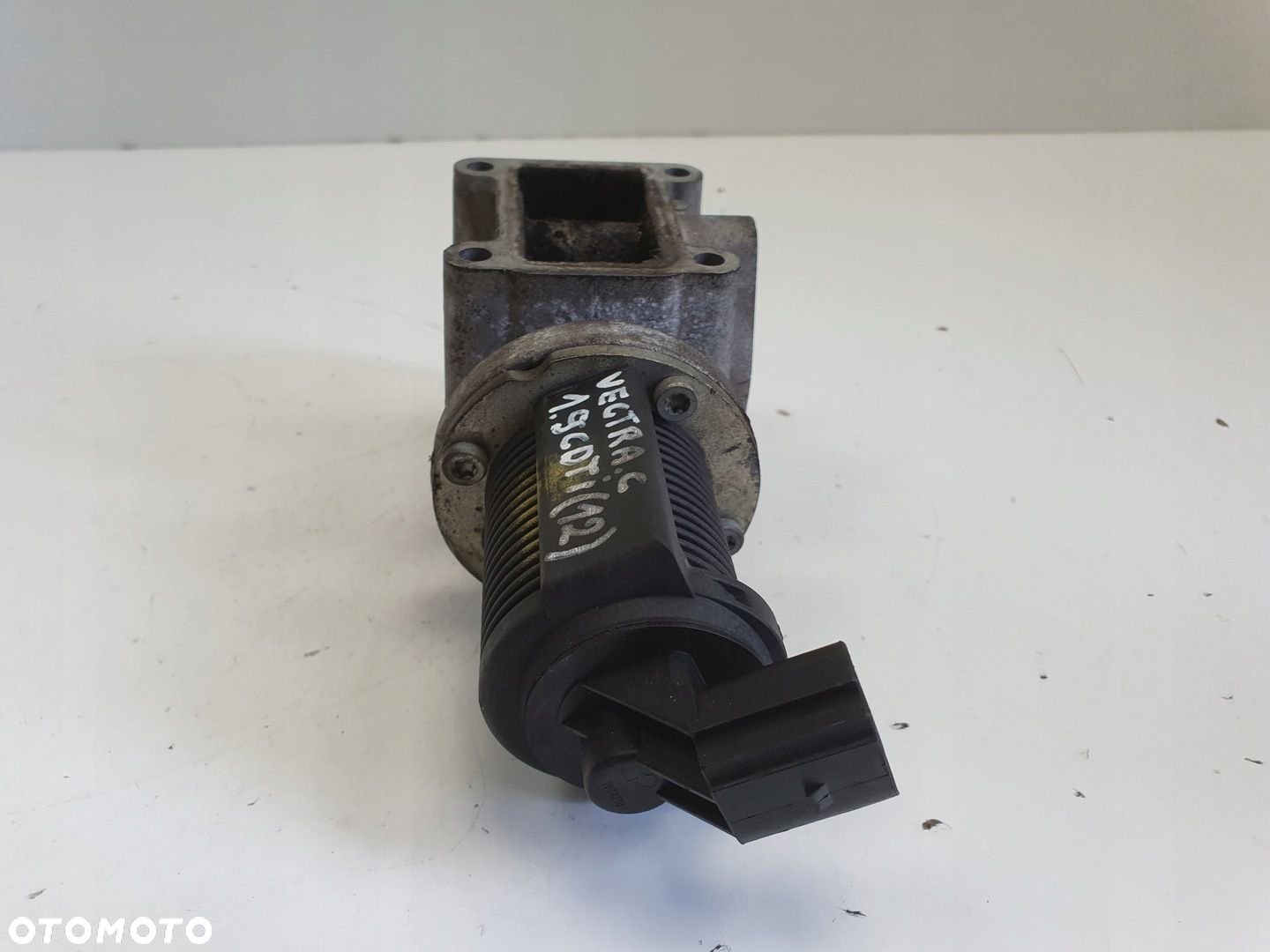 Opel Vectra C 1.9 CDTI ZAWÓR EGR 55215031 - 6