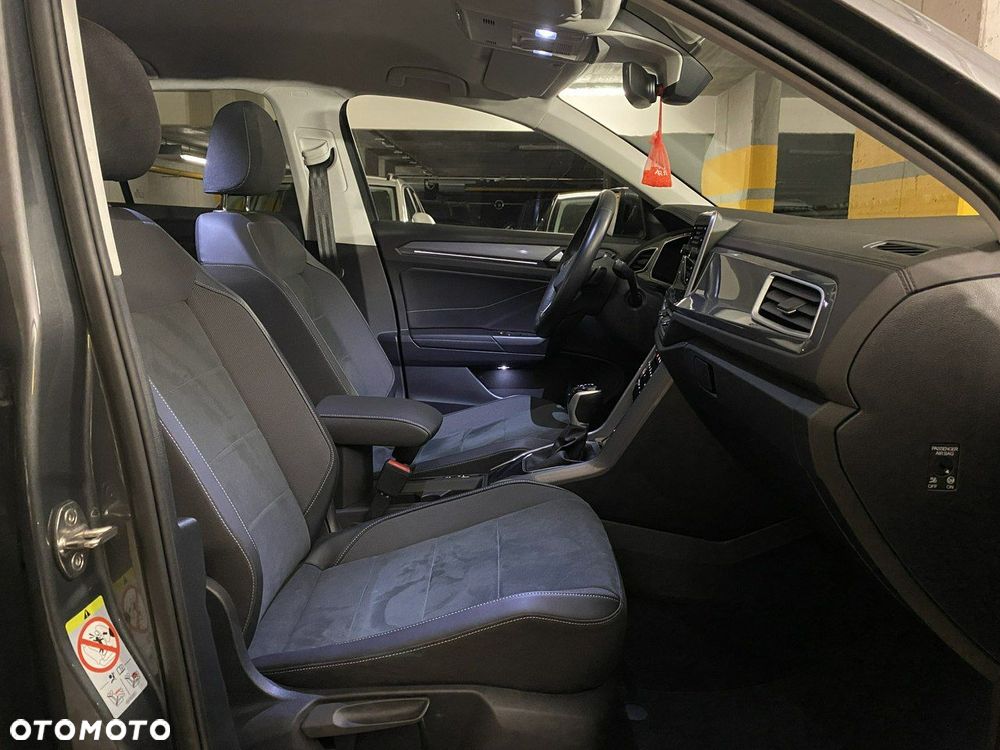 Volkswagen T-Roc - 13