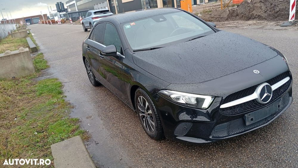 Mercedes-Benz A 180 7G-DCT Edition 2021 - 11