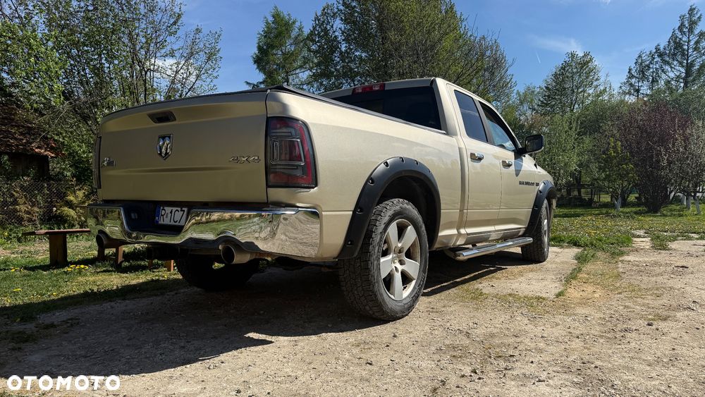 Dodge RAM - 10
