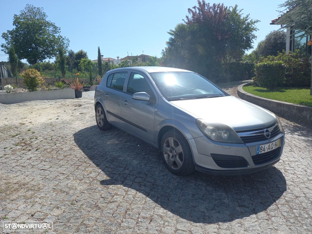 Opel Astra 1.3 CDTI Enjoy - 2