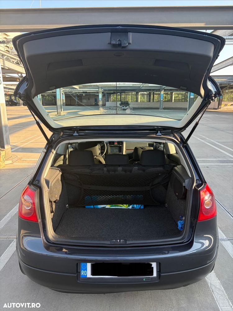 Volkswagen Golf 1.6 Comfortline - 8