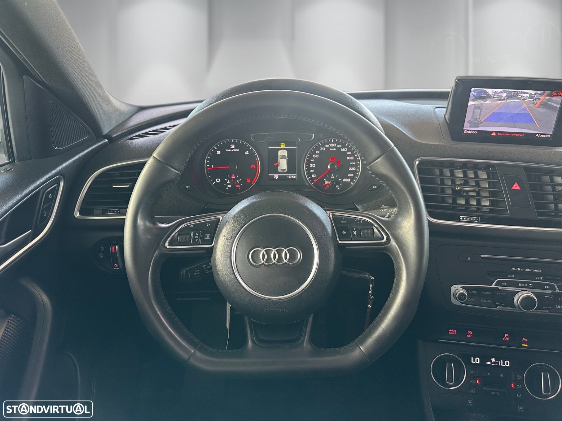 Audi Q3 2.0 TDI S-line - 6