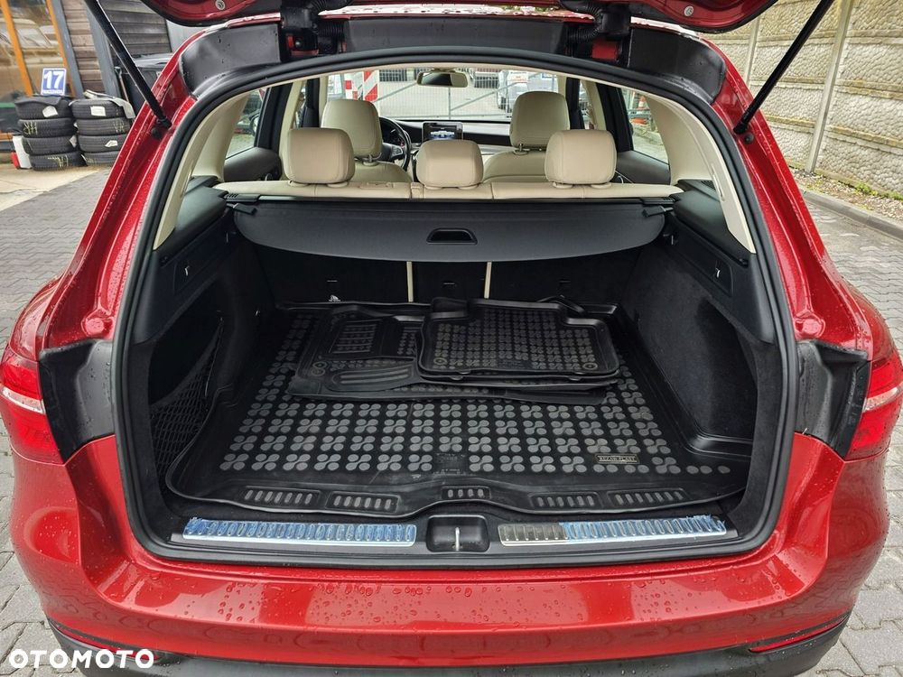 Mercedes-Benz GLC 220 d 4Matic 9G-TRONIC - 27