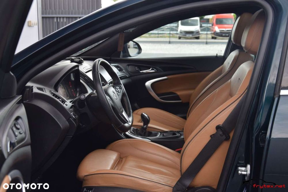 Opel Insignia - 18